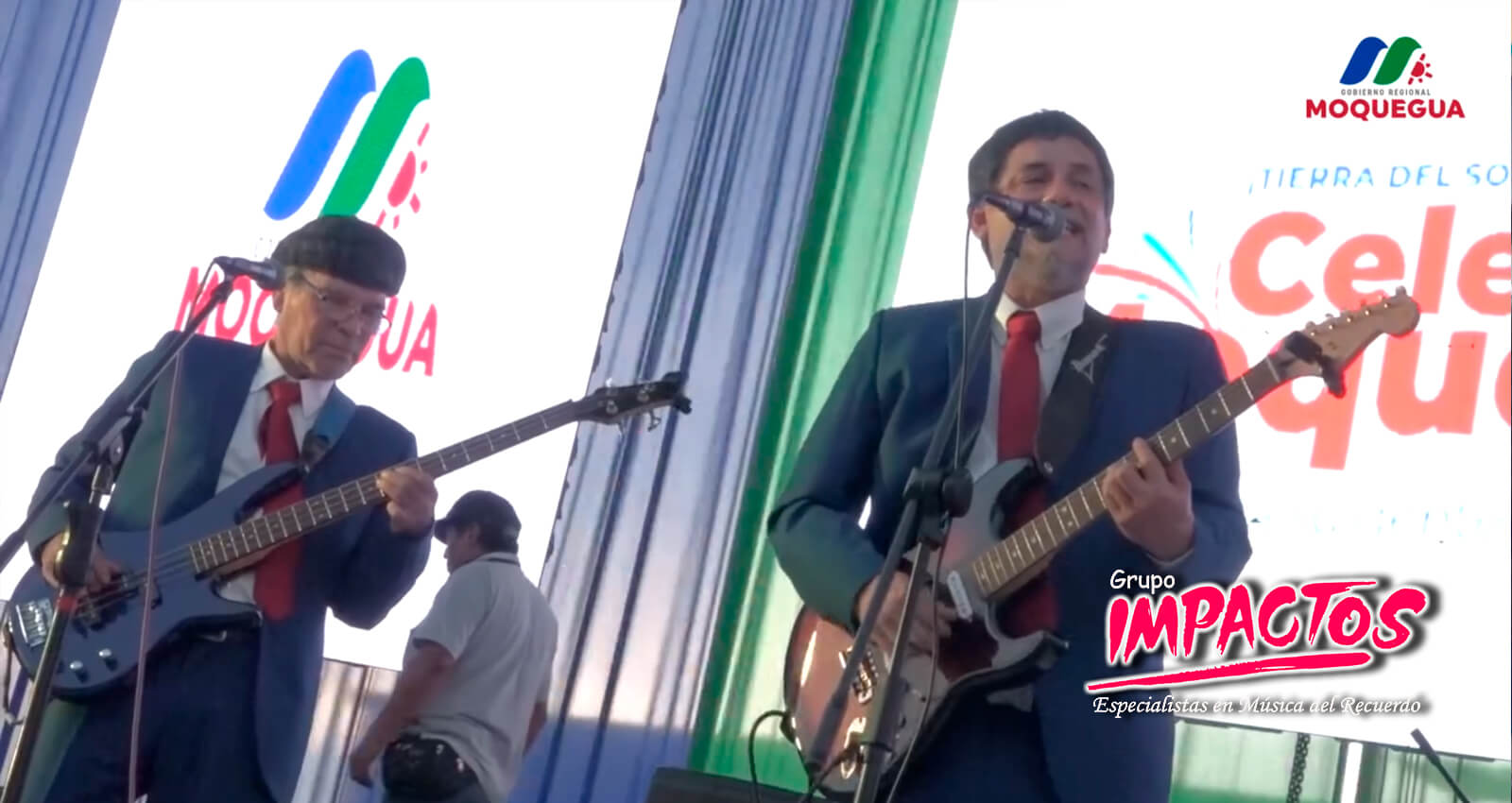 Grupo IMPACTOS interpretando música del recuerdo en vivo - fotografía 2